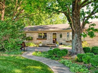 15574 E 700th Rd, Paris, IL 61944