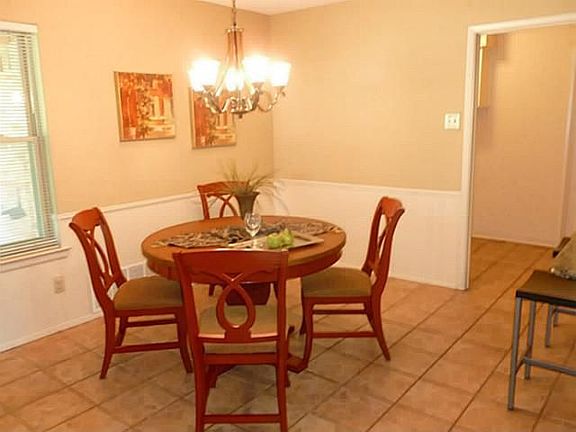 5th image of 1117 Laguna Vista Way