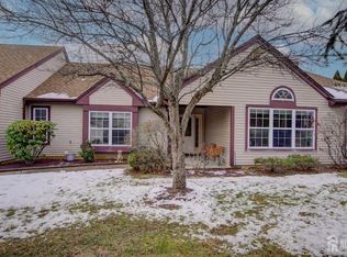 20 Abraham Lincoln Ct, Monroe Township, NJ 08831