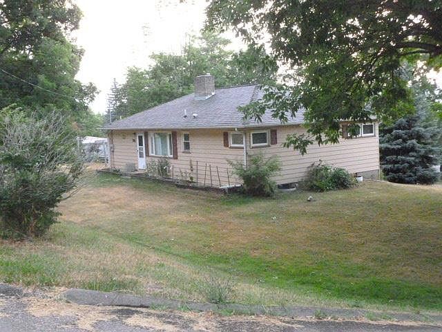 1st image of 284 W 10th St