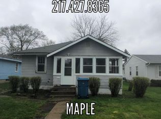 426 W Maple St, Hoopeston, IL 60942