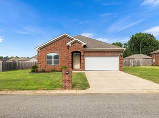 17 Stonehenge Dr, Cabot, AR 72023