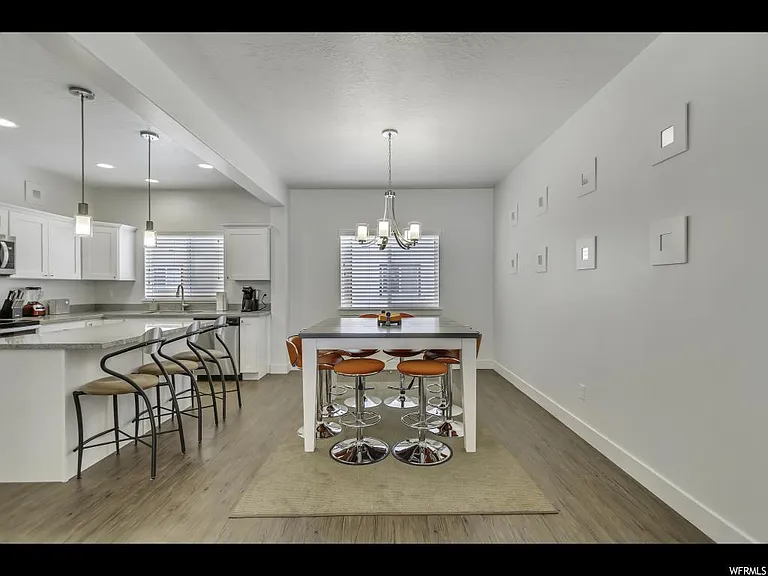 569 W Lewski Ln — Photo 5