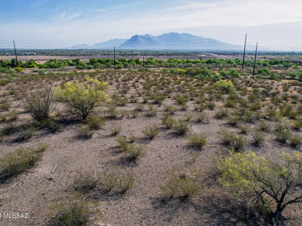 5449 N Silverbell Rd, Tucson, AZ 85745