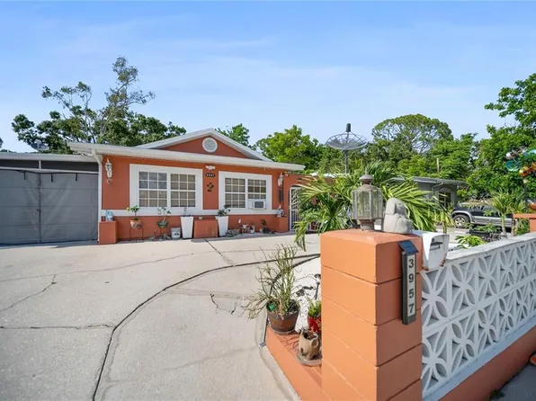 3957 Proctor Rd, Sarasota, FL 34233