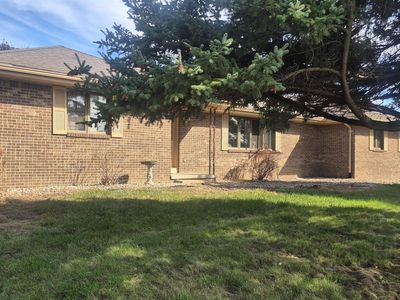 434 E Dean Rd, Temperance, MI, 48182