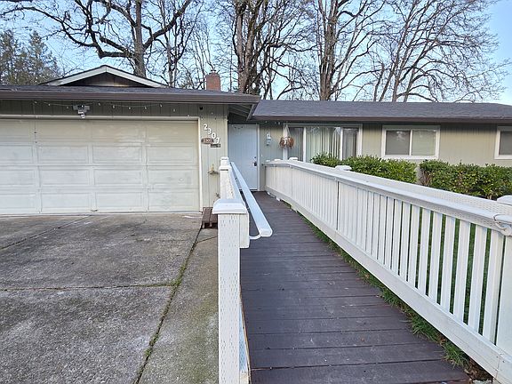 2nd image of 2307 Tulane St