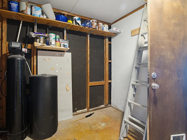 8315 Castlecreek Dr — Photo 25
