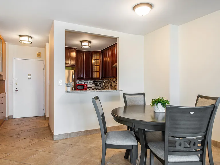 7855 John F Kennedy Blvd #26E — Photo 10