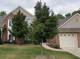 14366 Shadywood Dr #1, Sterling Heights, MI 48312
