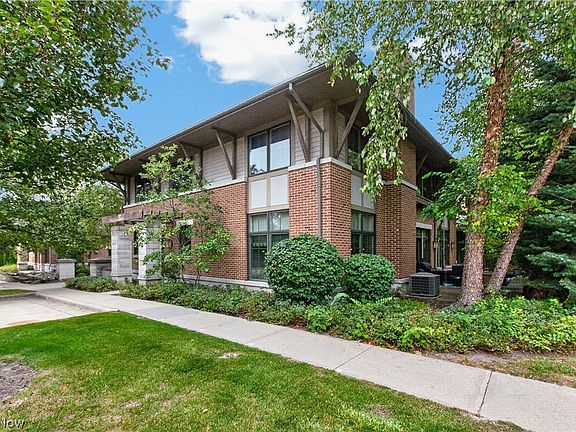 2nd image of 1393 Slate Ct