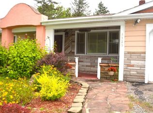 2325 Howe Rd, Burton, MI 48519