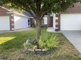 8438 S Tularosa Ct, Lincoln, NE 68516