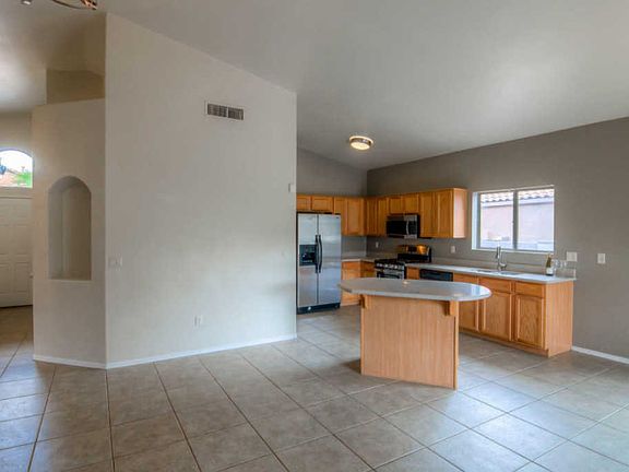 5th image of 446 E Camino Del Abeto