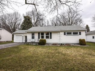 460 Hinchey Rd, Rochester, NY 14624