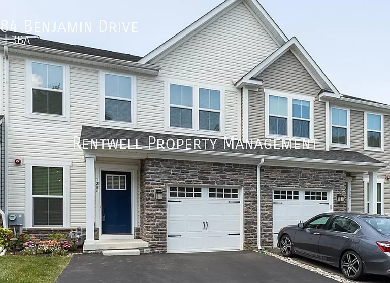 1284 Benjamin Dr — Photo 1