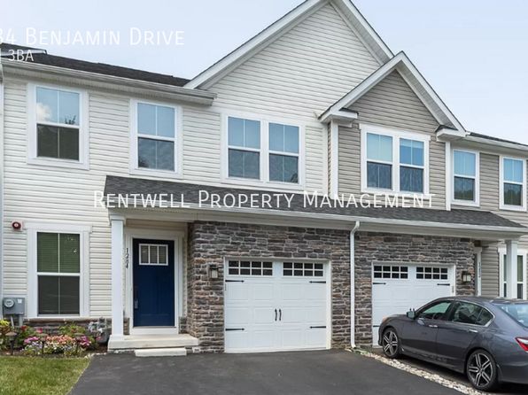 1284 Benjamin Dr