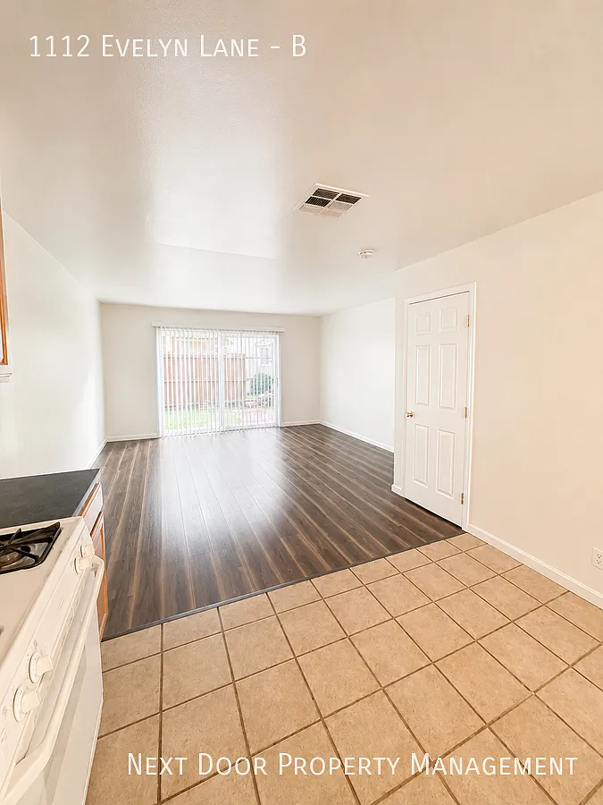 $1575 Moves You In - No Rent Due For August 2026 Updated interior - must see! Parking On Site - L... — Photo 1