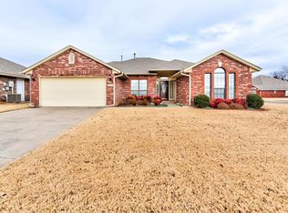 2425 Stonebridge Dr, Norman, OK 73071