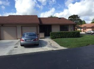 79 Mayfair Ln, Boynton Beach, FL 33426