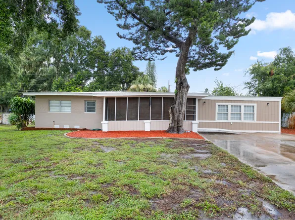 2160 Anna Dr, Titusville, FL 32796