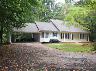 174 N Moore Rd, Simpsonville, SC 29680