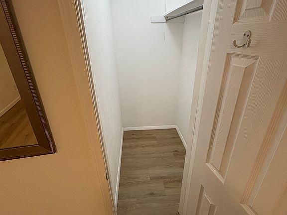 4th image of 2 Washington Ave #5