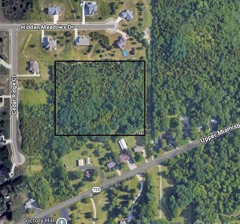 2nd image of 631 Upper Miamisburg Rd