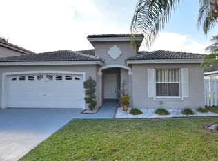 770 NW 166th Ave, Pembroke Pines, FL 33028