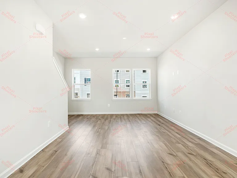 1324 Cedar Valley Rd — Photo 6