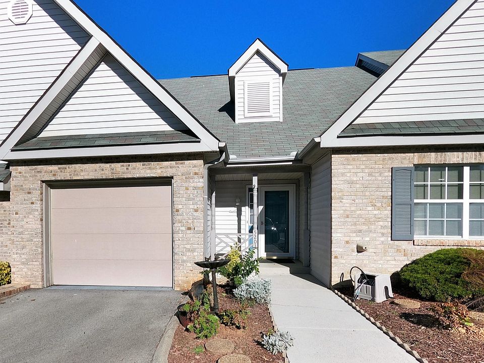 1st image of 5203 Vanardo Way