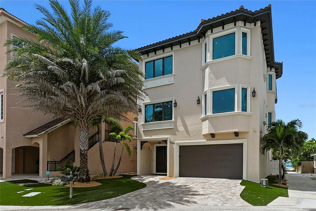 17814 Lee Ave, Redington Shores