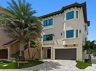 17814 Lee Ave, Redington Shores, FL 33708