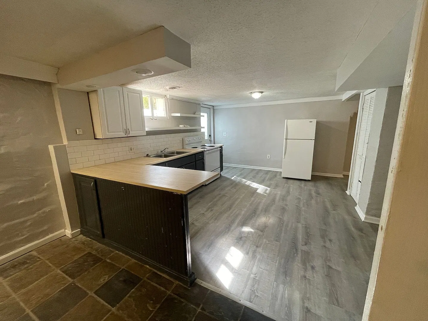 3830 Warwick Blvd. Basement — Photo 4