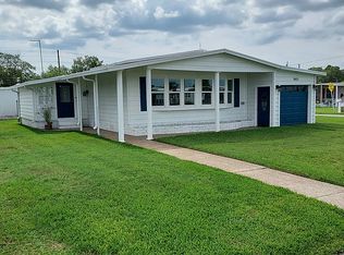 5421 Mohawk St, Zephyrhills, FL 33542