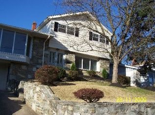 619 Renz St, Philadelphia, PA 19128