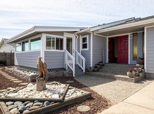 2615 W Beach Rd, Oak Harbor, WA 98277
