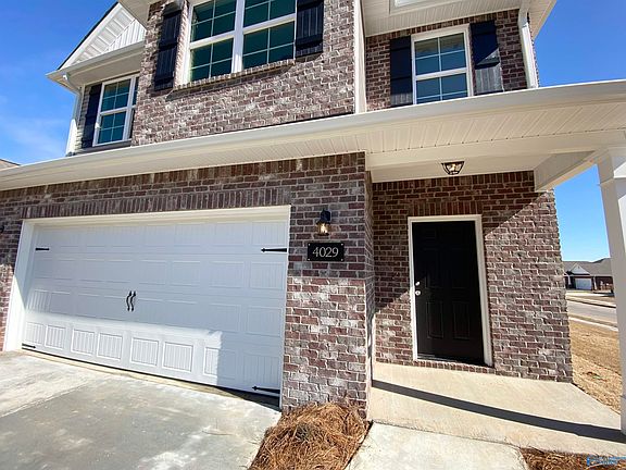 2nd image of 4029 Rockland Cir SE
