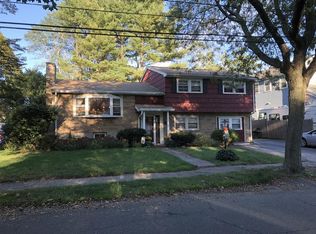 60 Cypress Rd, Milton, MA 02186