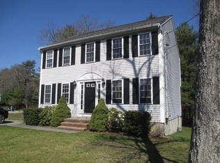 89 Deertrack Dr, Taunton, MA 02780