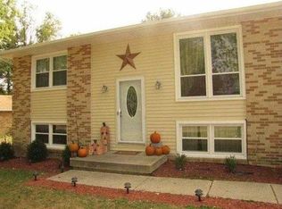 113 Mulberry Rd, Chesterfield, IN 46017