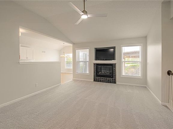 5th image of 31291 W 169th Ter