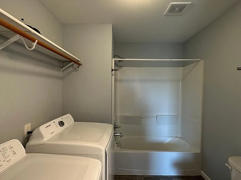 3219 Sumac St #7 — Photo 8