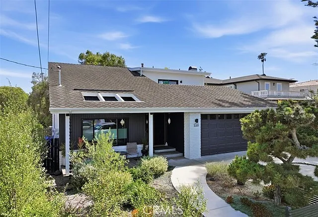 1720 Voorhees Ave — Photo 1