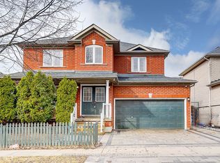 145 Glasgow Cres, Georgina, ON L4P4B1