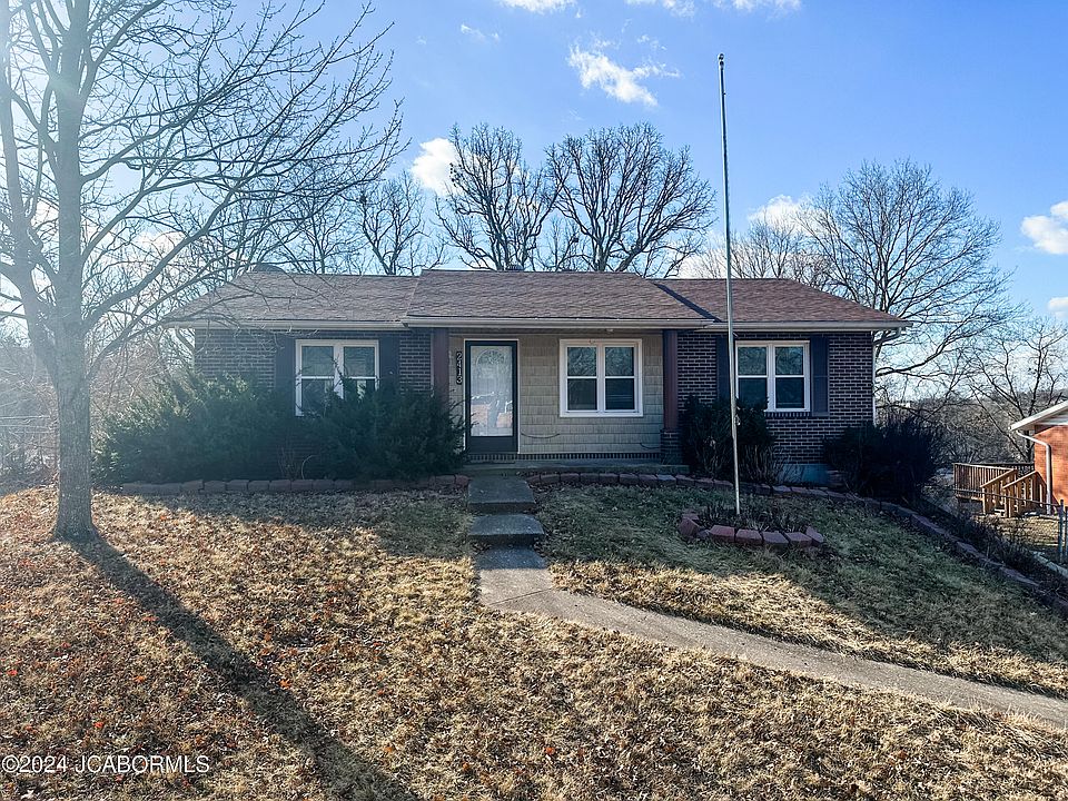 1st image of 2413 Meadowlark Ln