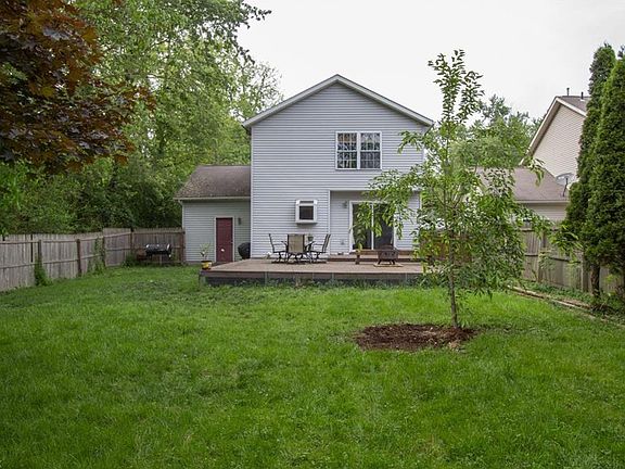 3rd image of 1610 Artman Ave