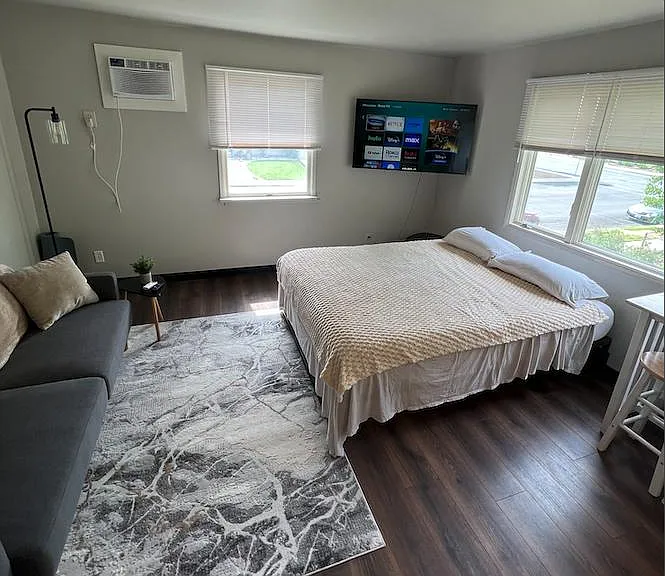 105 E 7th Ave #2 — Photo 1