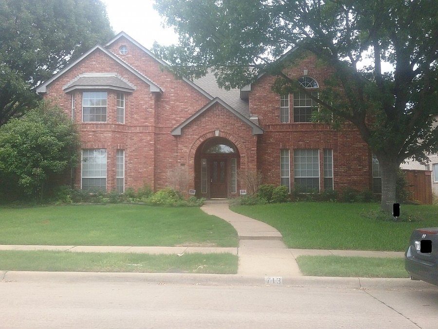 1st image of 713 Pine Lakes Dr
