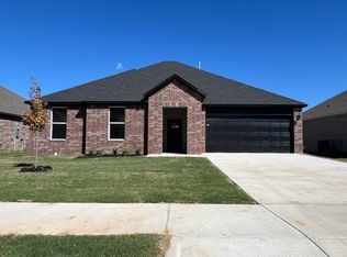 4214 Blossom Ave, Springdale, AR 72764